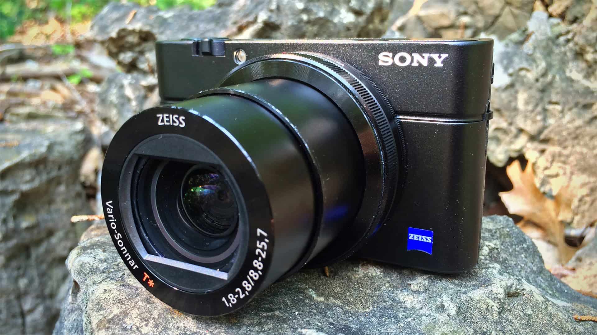 Best Vlogging Cameras Under 300 in 2022 Vlogger Gear