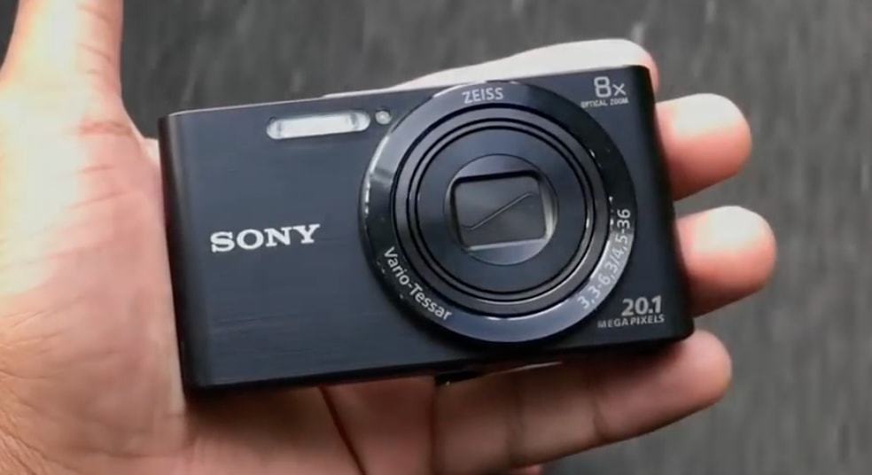 Sony DSCW830/B 20.1 MP Digital Camera
