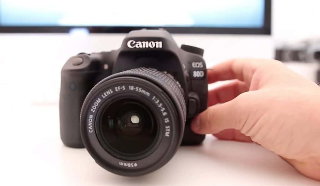 Canon EOS 80D Video Creator Kit 18-55mm lens
