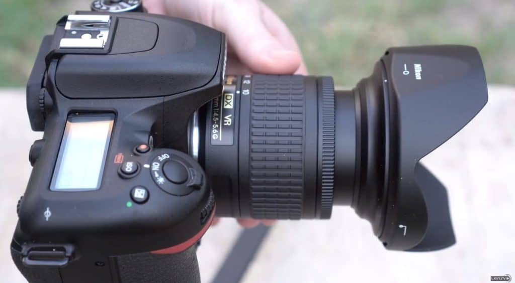 Top 10 Best Vlogging Lenses For All Cameras Of 2022 + Reviews! | VG