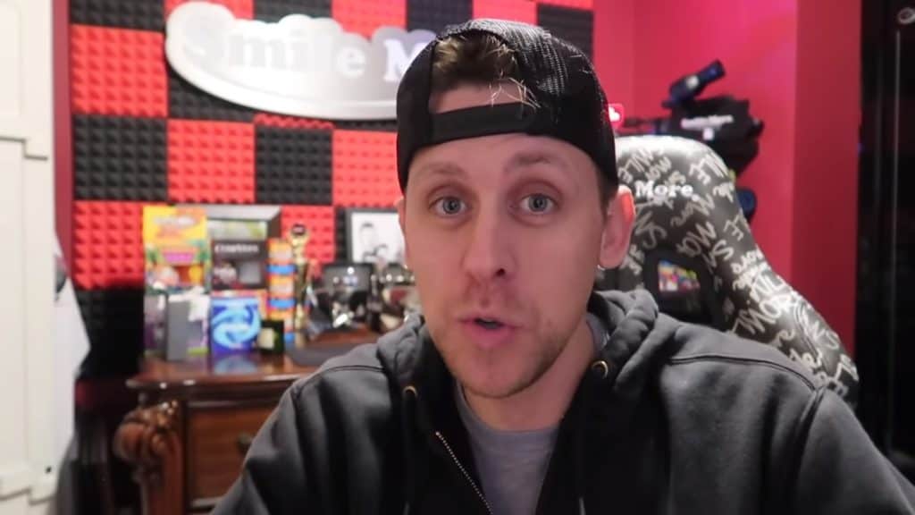 what camera does roman atwood use