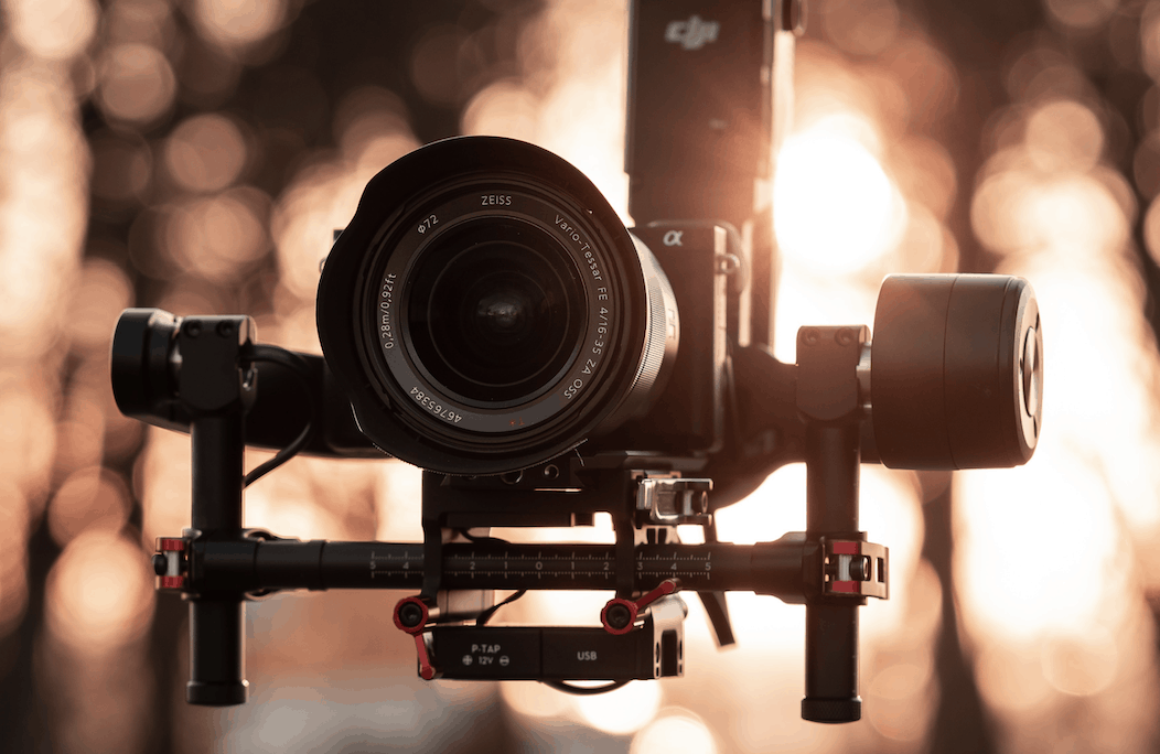 Best Gimbals and Camera Stabilizers (For YouTubers + Filmmakers) VG
